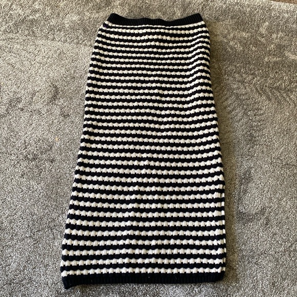 Sweater Skirt - Picture 1 of 2